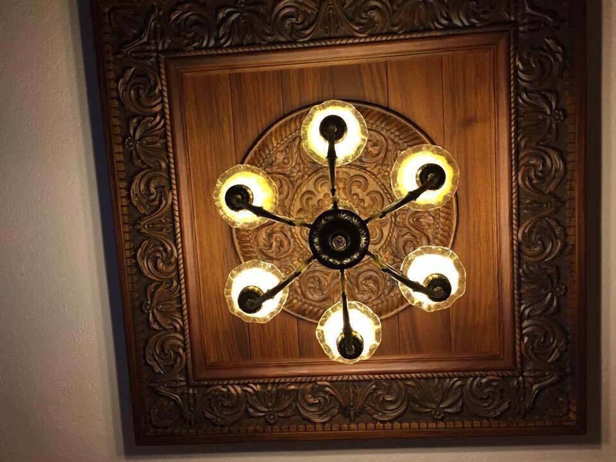 فندق بريلانت أنتيك تيرانا المظهر الخارجي الصورة